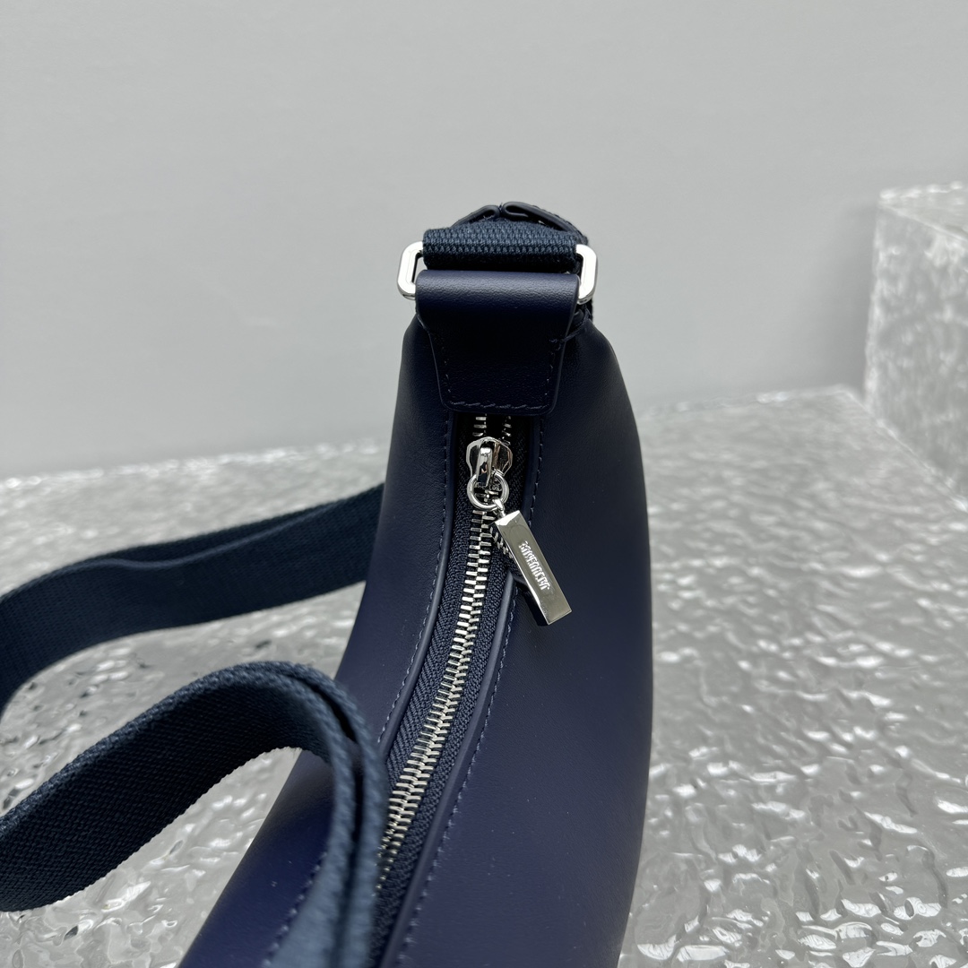 nike x Ja*qvemvs le swoosh crossbody bag-30*8.5cm