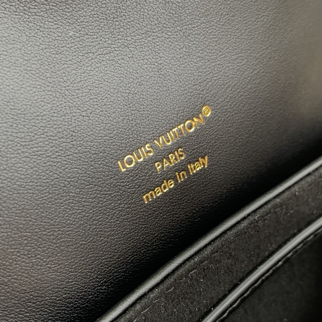 l0vis Vvtt0n coussin backpack-26 x 10 x 21cm