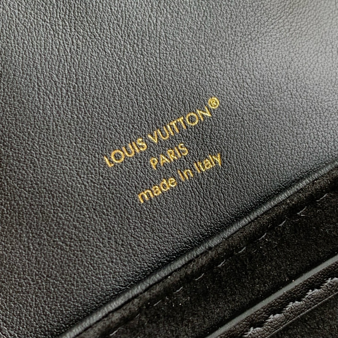 l0vis Vvtt0n coussin backpack-20 x 7.5 x 15cm