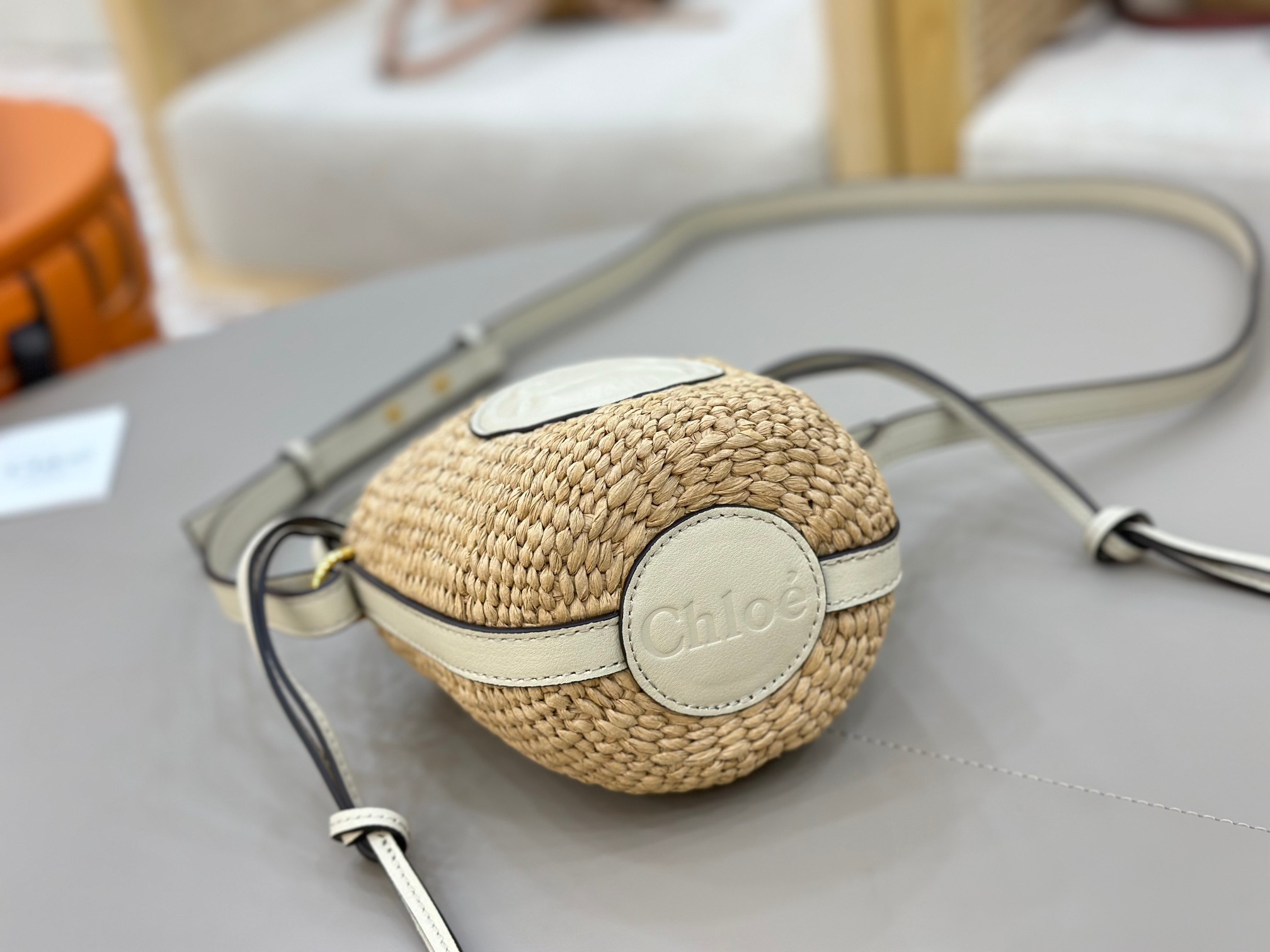 Ch10é mini horse medal basket in natural fibers-14x12.5x14cm