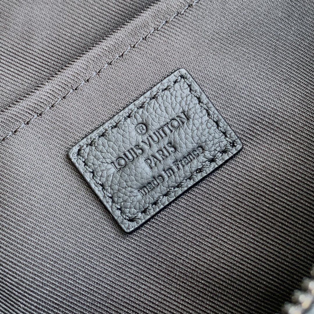 l0vis Vvtt0n hamac bag-19 x 10 x 39cm