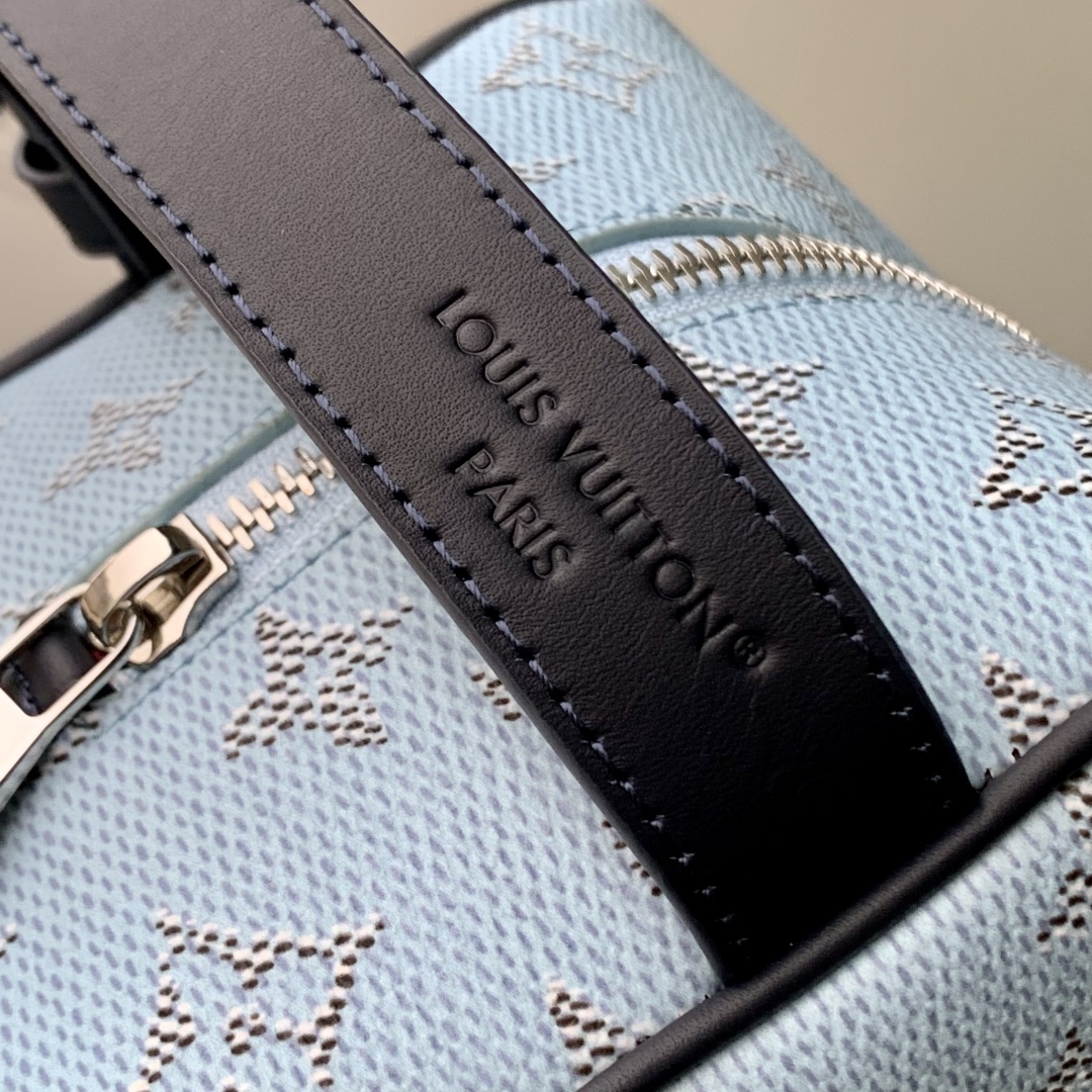 l0vis Vvtt0n locker dopp kit pouch -23 x 13 x 12cm