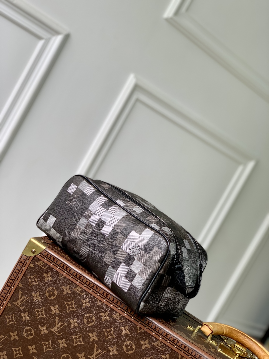 l0vis Vvtt0n locker dopp kit pouch -28 x 15 x 16.5cm