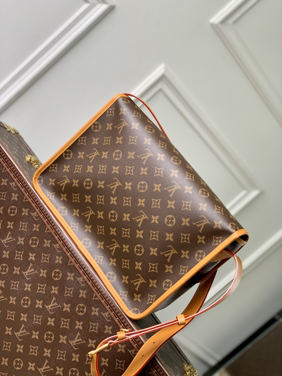 l0vis Vvtt0n satchel handbag-24 x 12 x 35.5cm