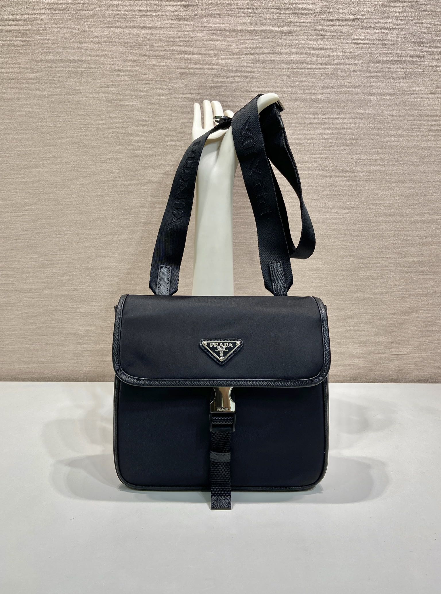 Pra*a 2vd077 shoulder bag-22*20*6cm