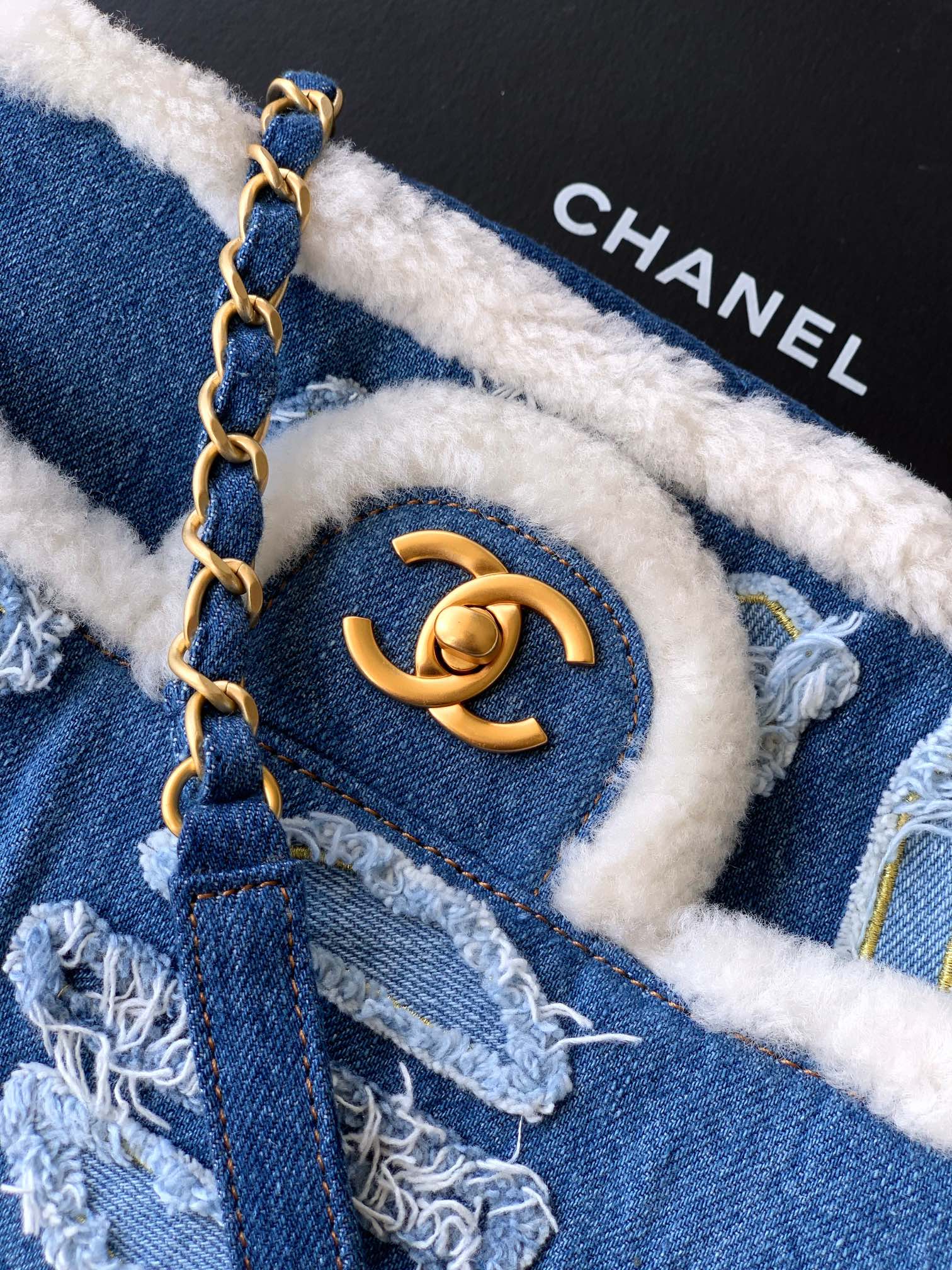 Ch@nel Flap Bag-26CM