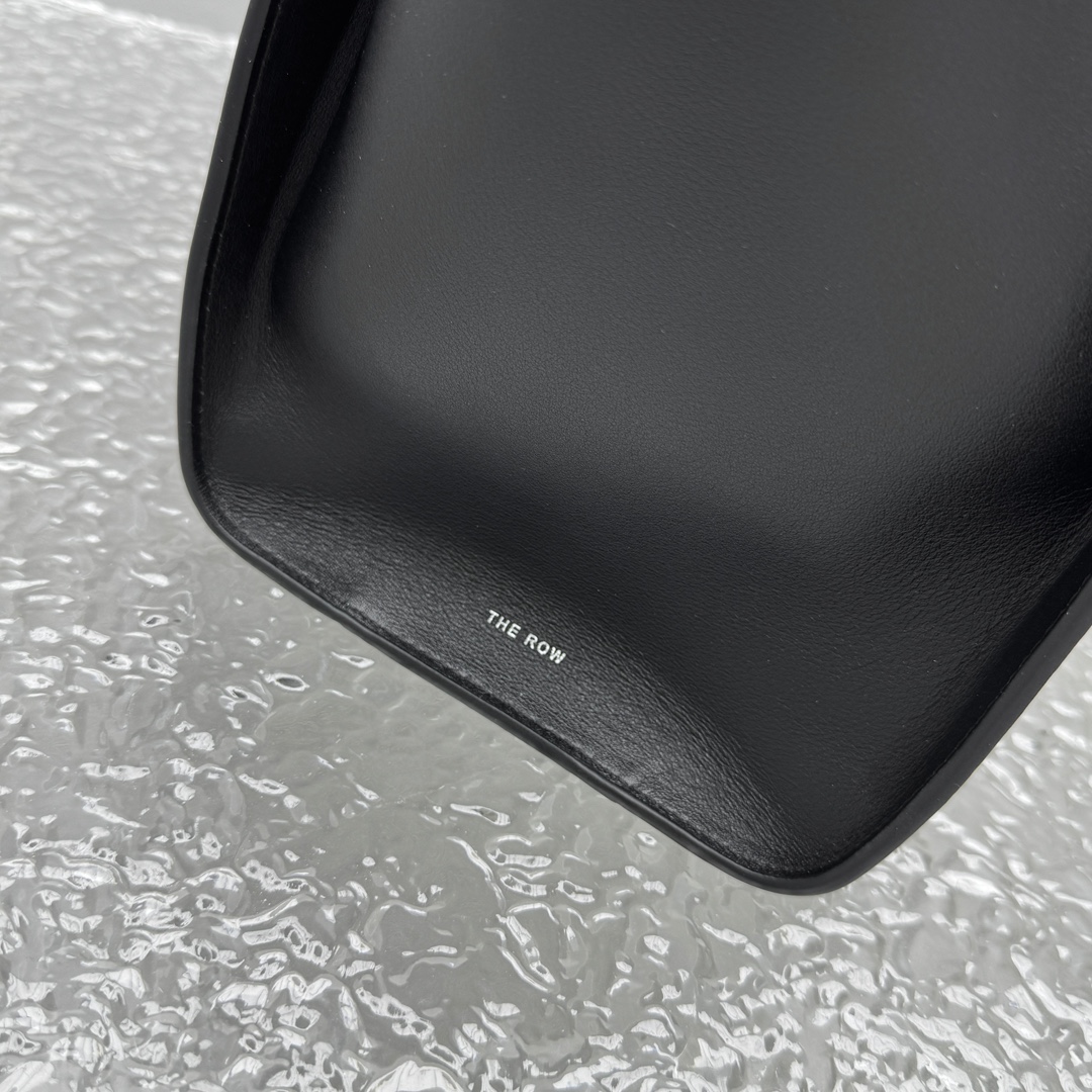 The R0w marlo 14 bag-35*26*16cm