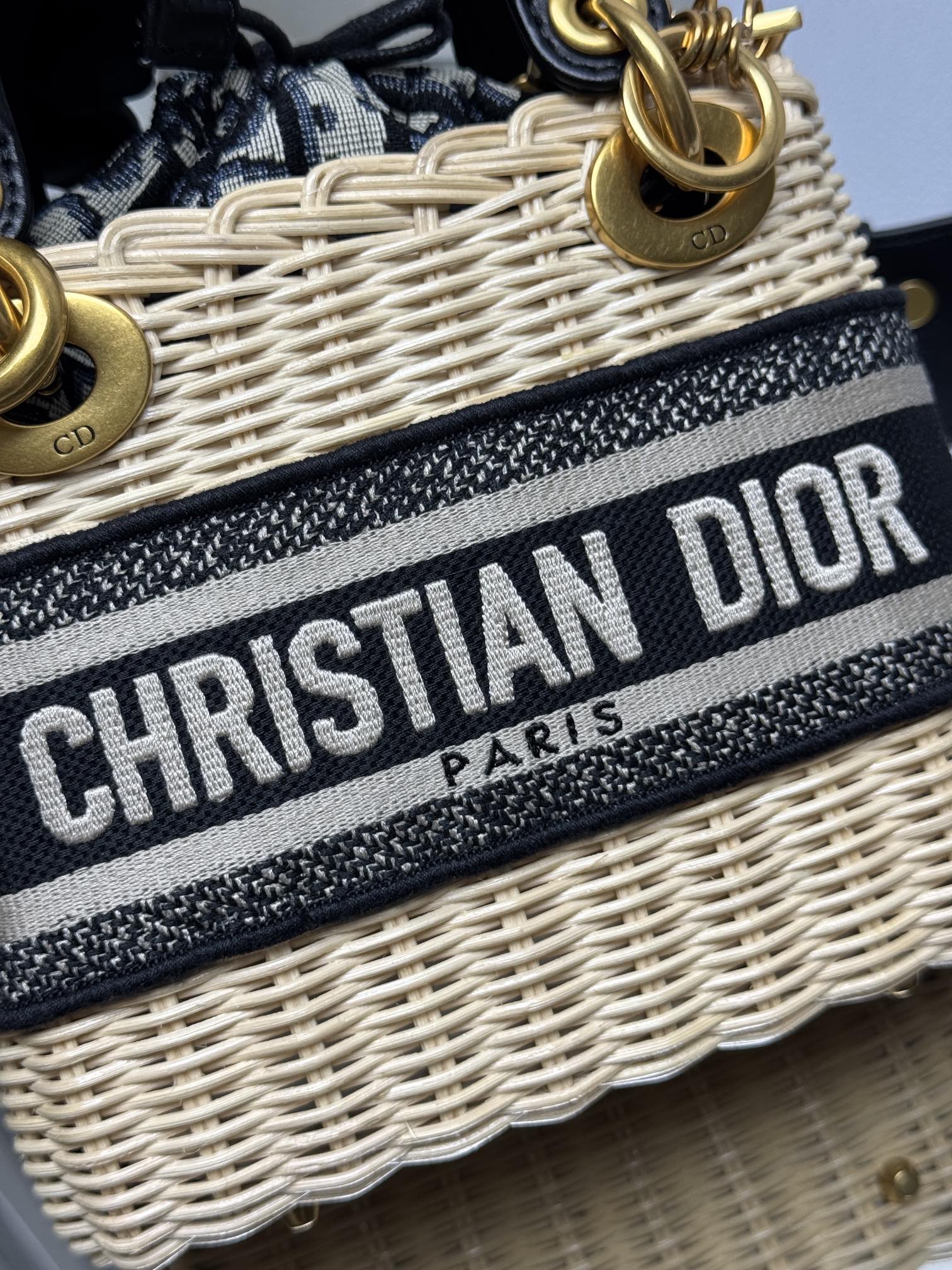 Lady Diro Mini-17*15*7CM