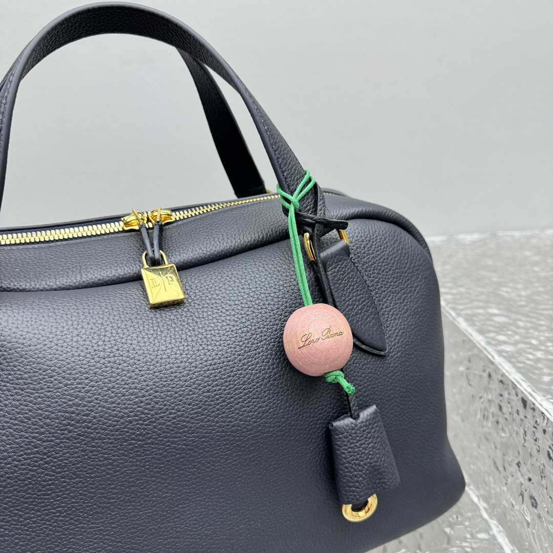 L0r0 P1ana needle bag(navy blue)-38*21*18cm