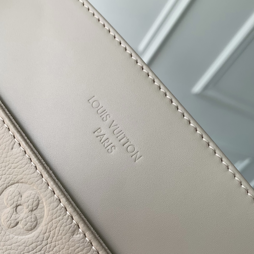 l0vis Vvtt0n avenue mm-m25575-38.5 x 24 x 15cm