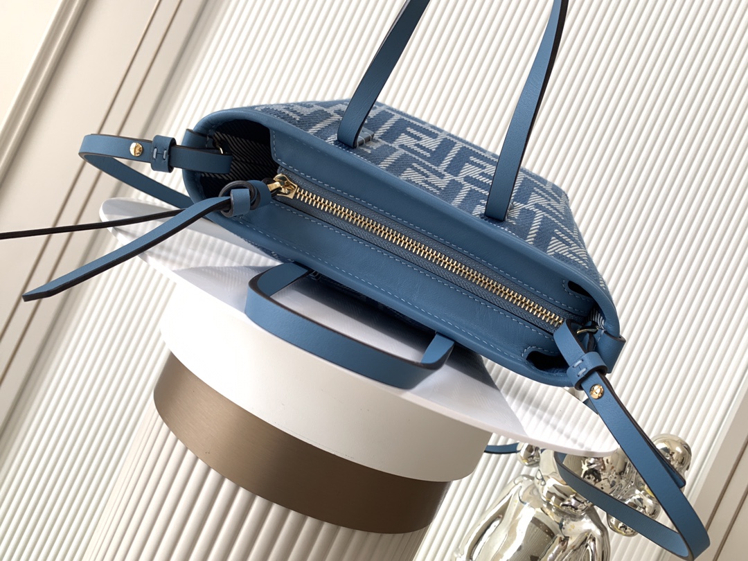 F**di roll bag -15.5*11*13cm