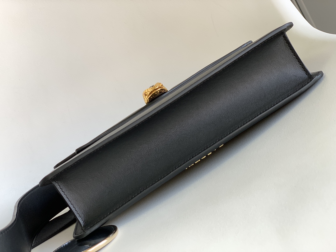 Bv1g*ai serpenti east-west maxi chain shoulder bag-28*17*6cm