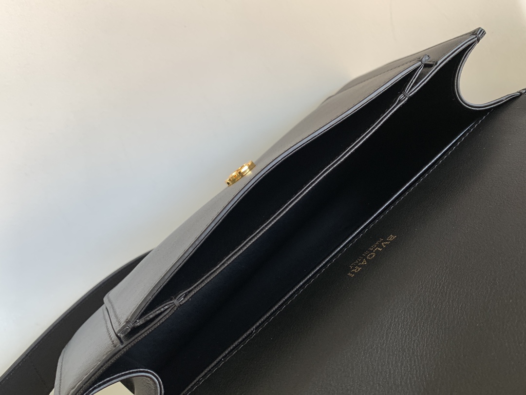 Bv1g*ai serpenti east-west maxi chain shoulder bag-28*17*6cm