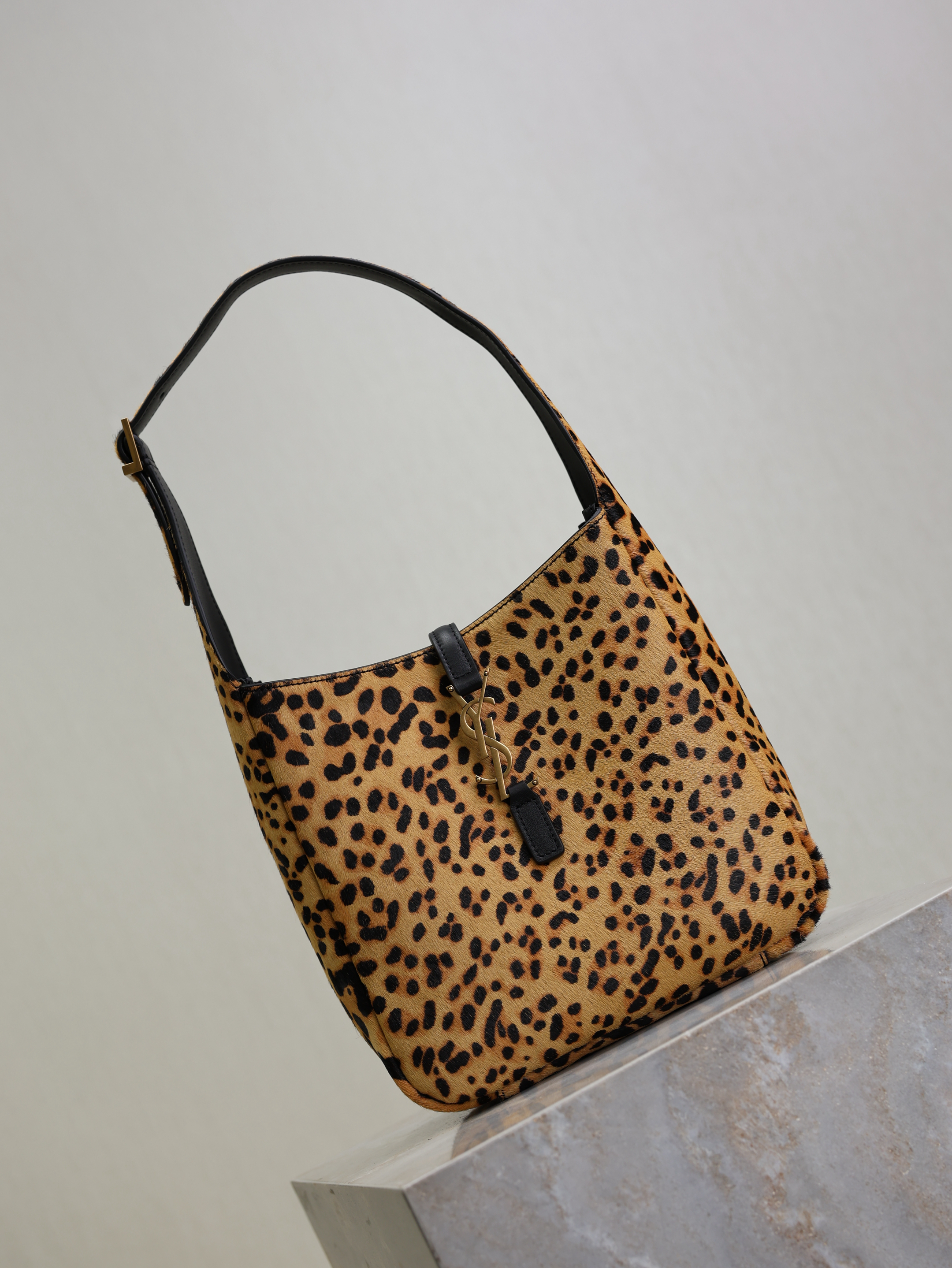 Y51 le5a7 vintage bag-23×22×8.5cm