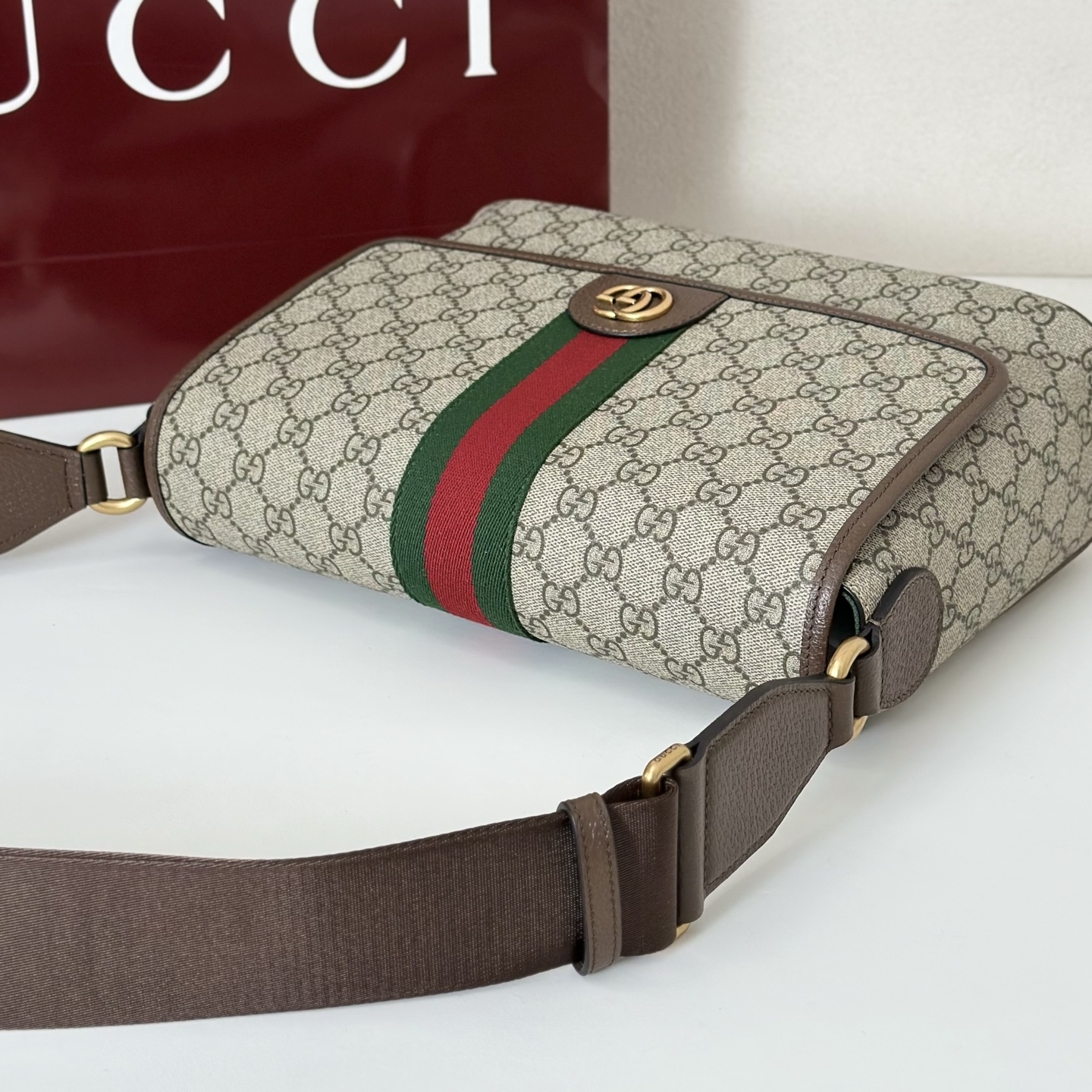 Gv*c*i Ophidia Medium Messenger Bag In Beige And Dark Brown -29.5*20*8CM
