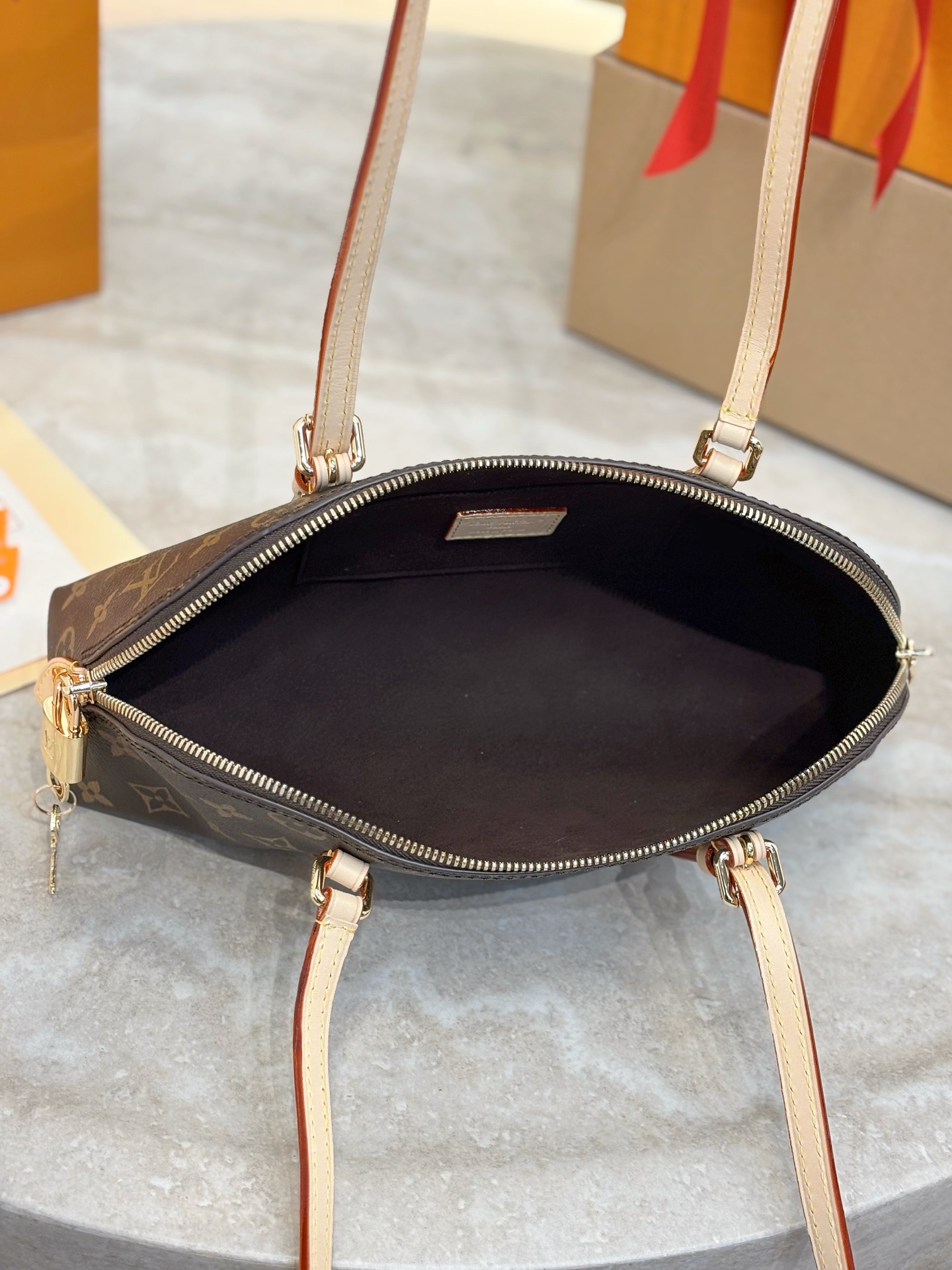 Lo*uis Vvtt0n Squire East West Monogram - Women - Handbags-M28953-29x14x8CM