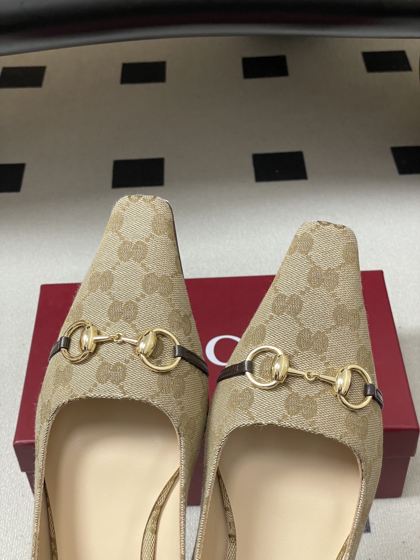 Gv*c* Women