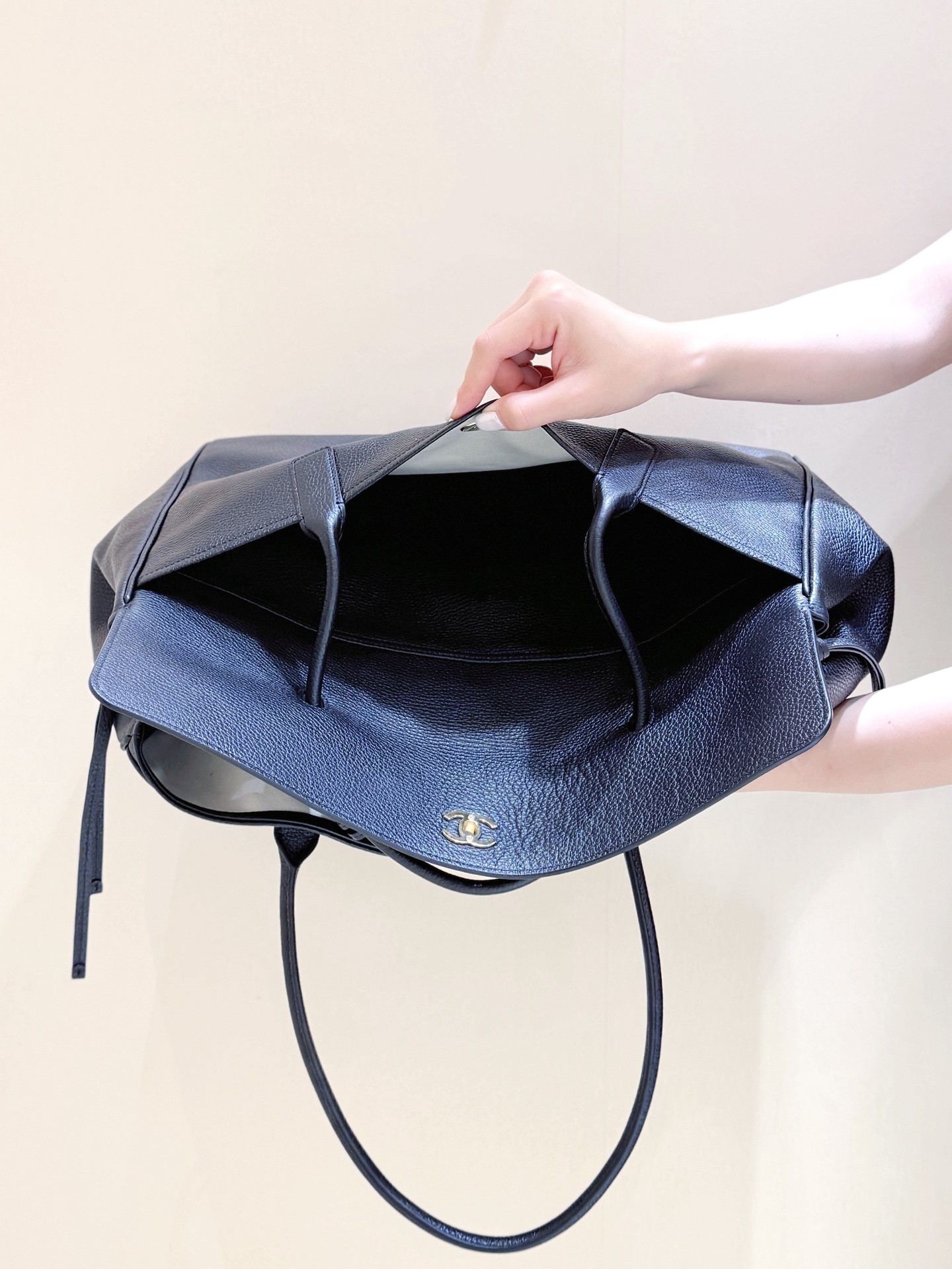 Cha*nel Spring-Summer 2026 Large Tote-33*43*17.5CM