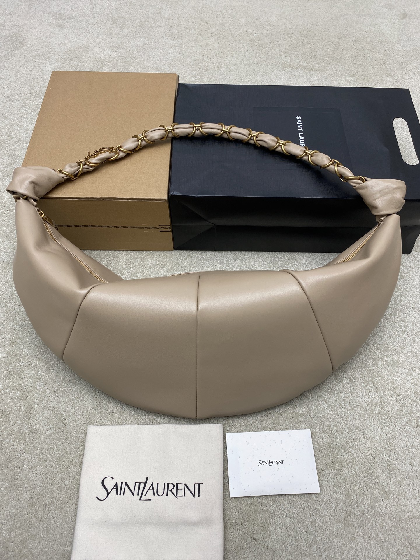 Y51 26SS Amalia-62x28x4CM