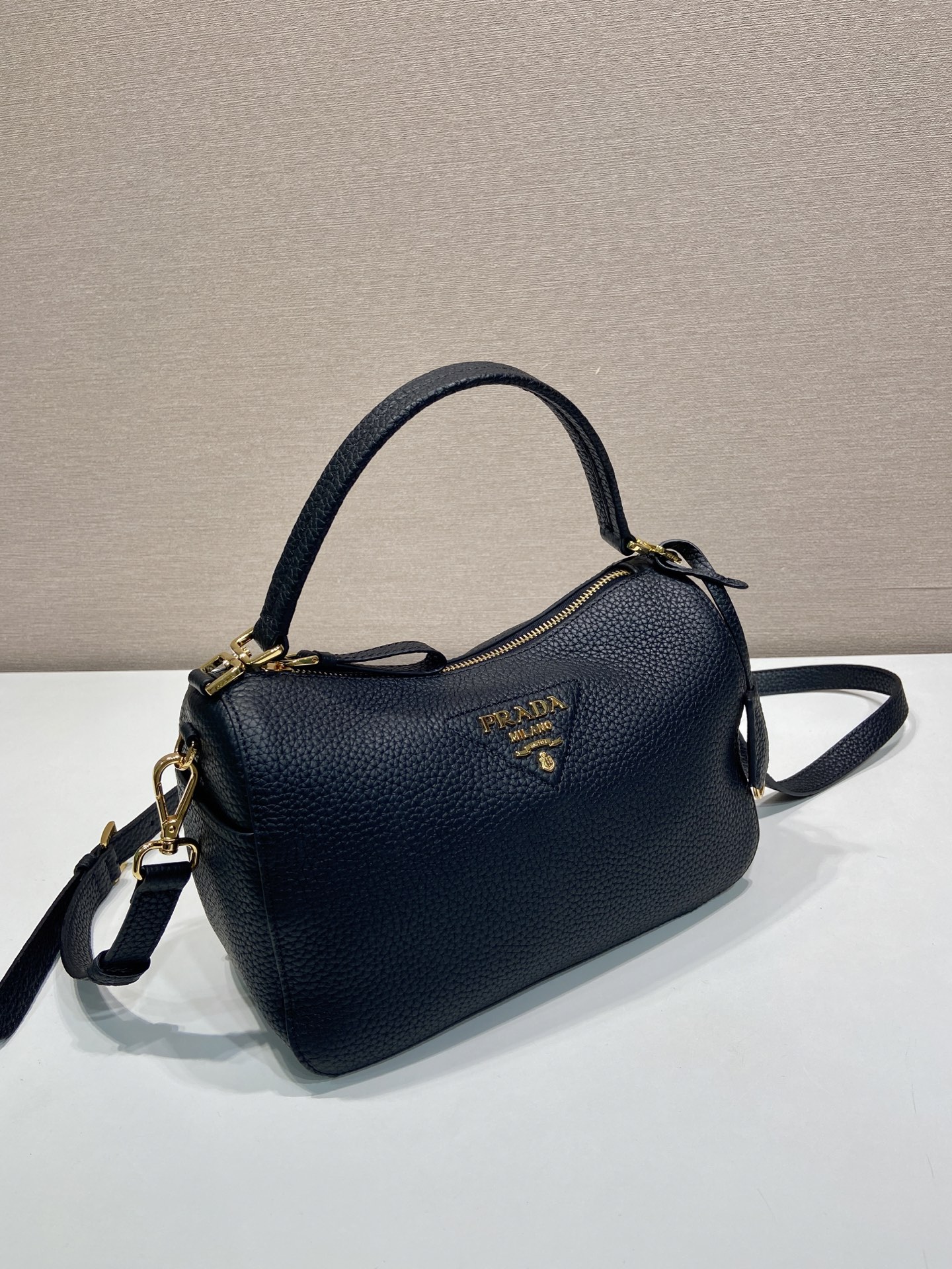 Pra*a Small Leather Bag 1BC277-25*15*11CM