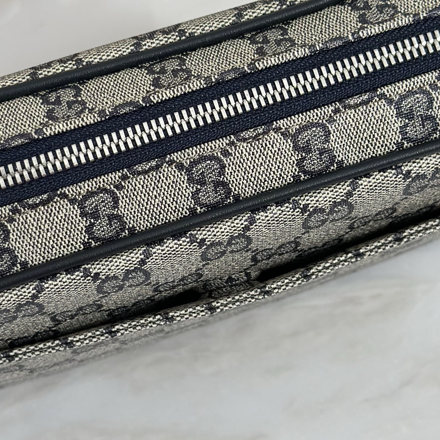 Guc*ci Small Crossbody Bag-24*16*5CM