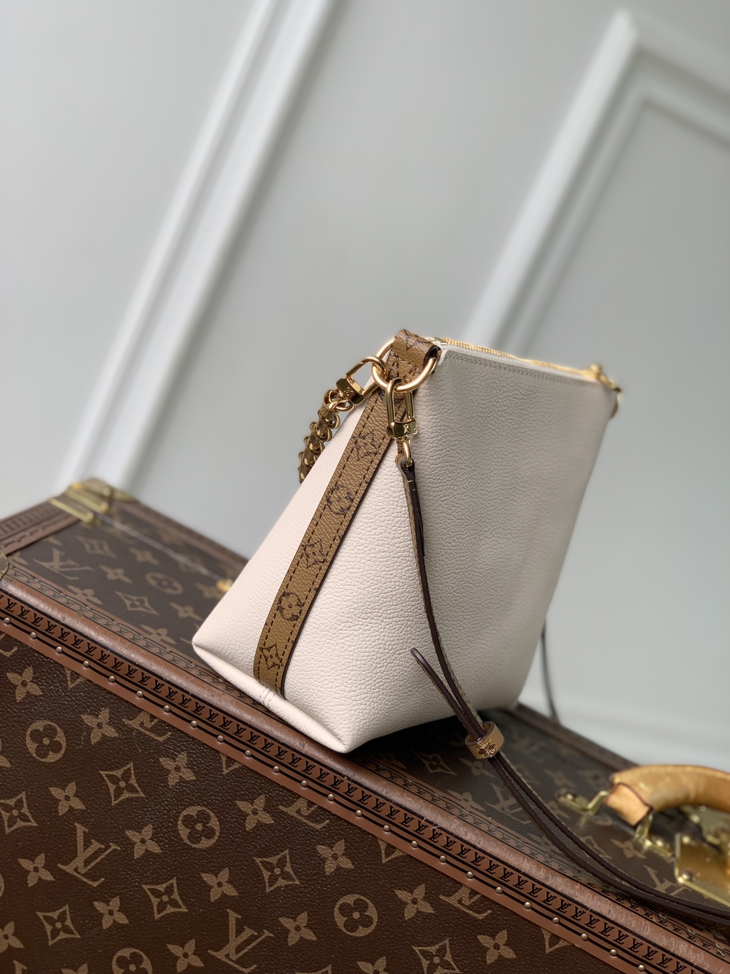 L0vis Vvtt0n Multipass Mini Handbags-M3A389-17.5 x 18 x 9.5CM