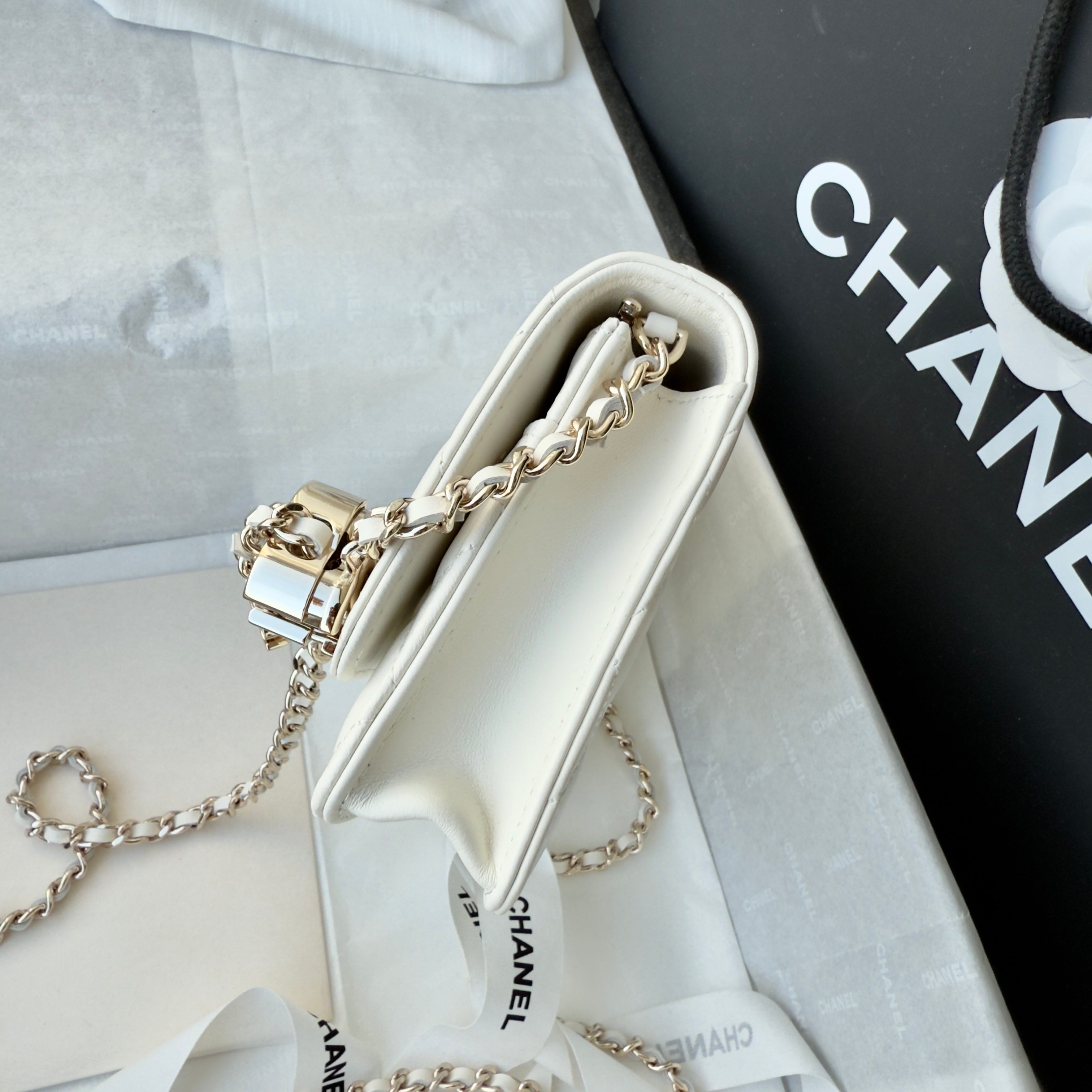 Ch@nel CC Wallet on Chain (WOC) Bag-19*12*3.5CM